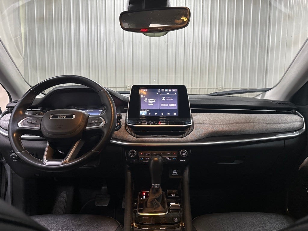 2022 Jeep Compass Latitude W/ Heated Seats & Power Liftgate